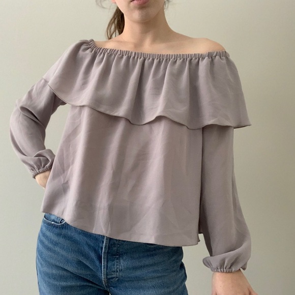 Aritzia Wilfred Morel Off The Shoulder Top 🌸 - Picture 3 of 5